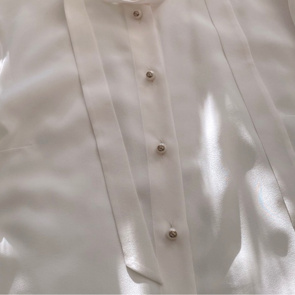 GUCCI Ivory Silk Blouse 36 NWOT - Picture 9 of 11